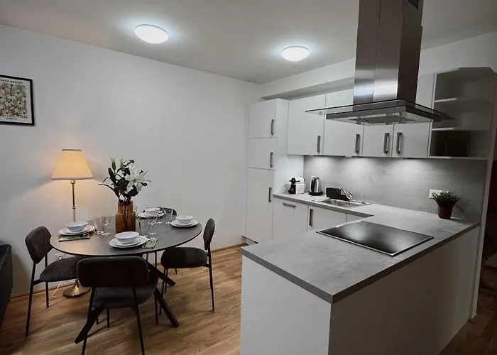 Urban Living Ferchergasse Daire